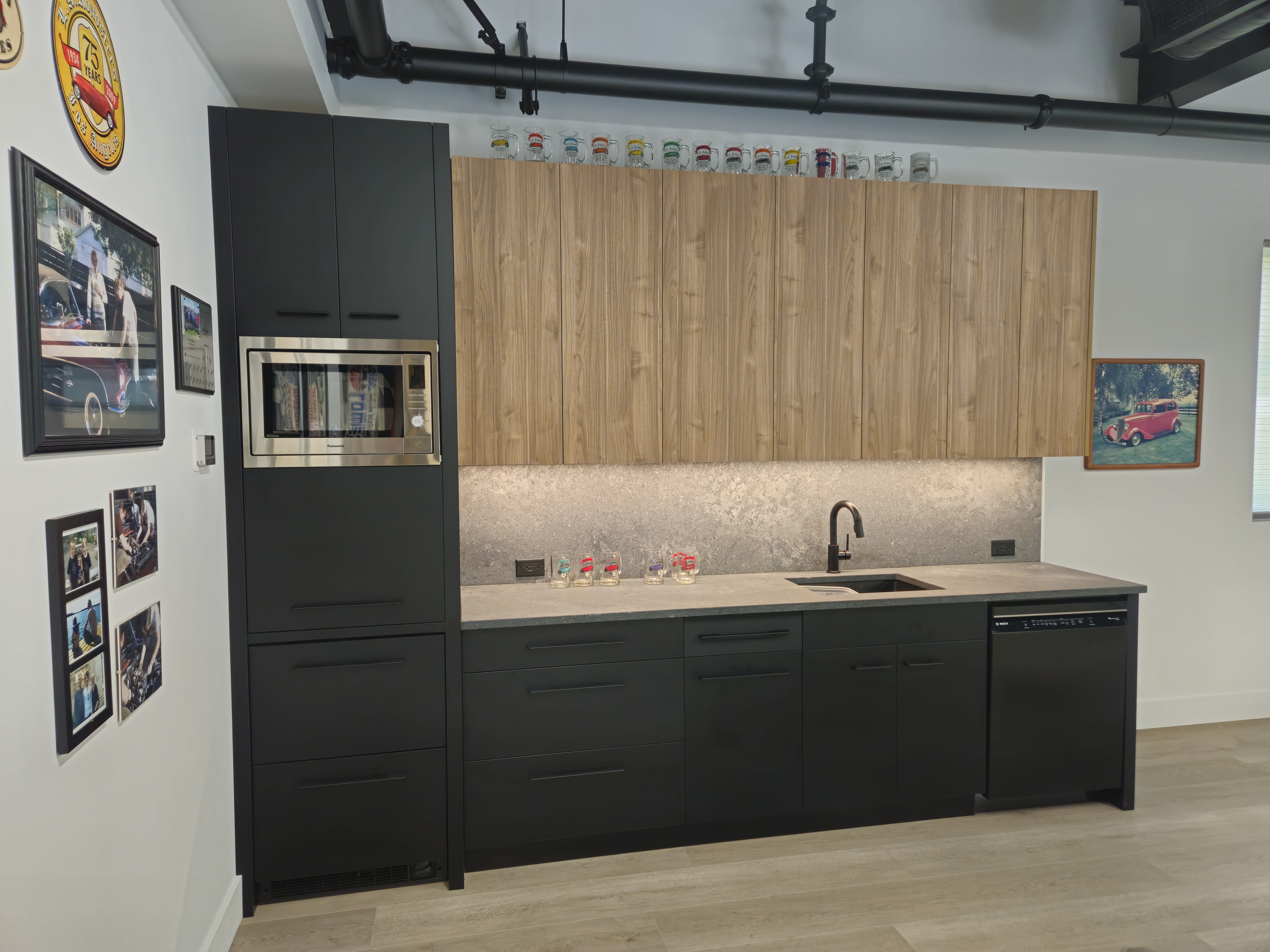 Small tidy kitchen